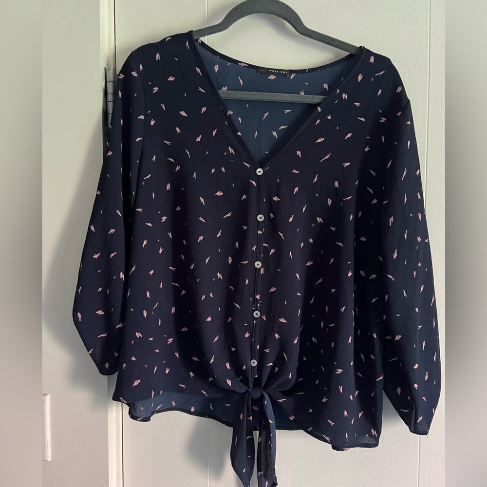 West Kei blouse. Size Large